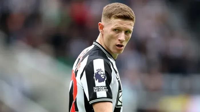 Newcastle player looking towards the pitch