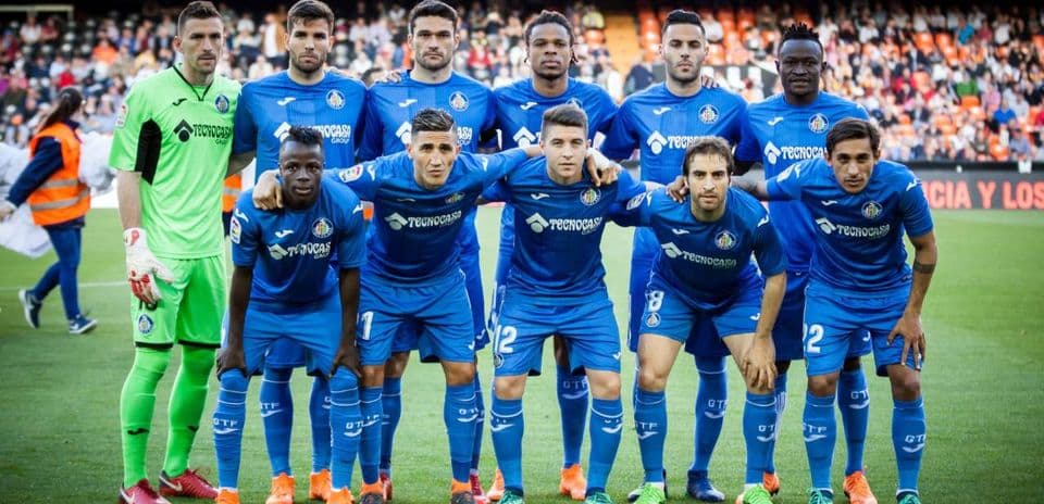 Getafe players posing for team photo