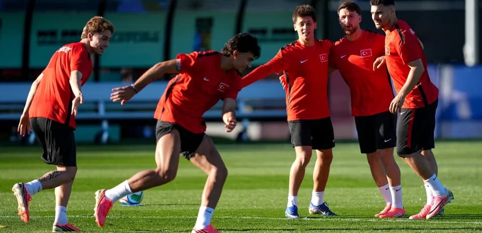 Turkish players warming up before match