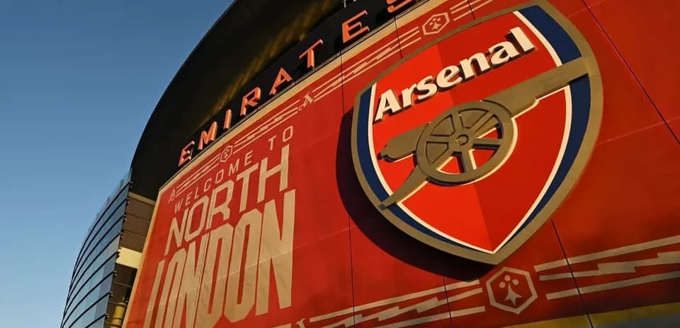 Emirates Stadium exterior with Arsenal logo