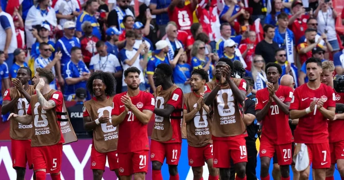 Canada team applauding fans after match