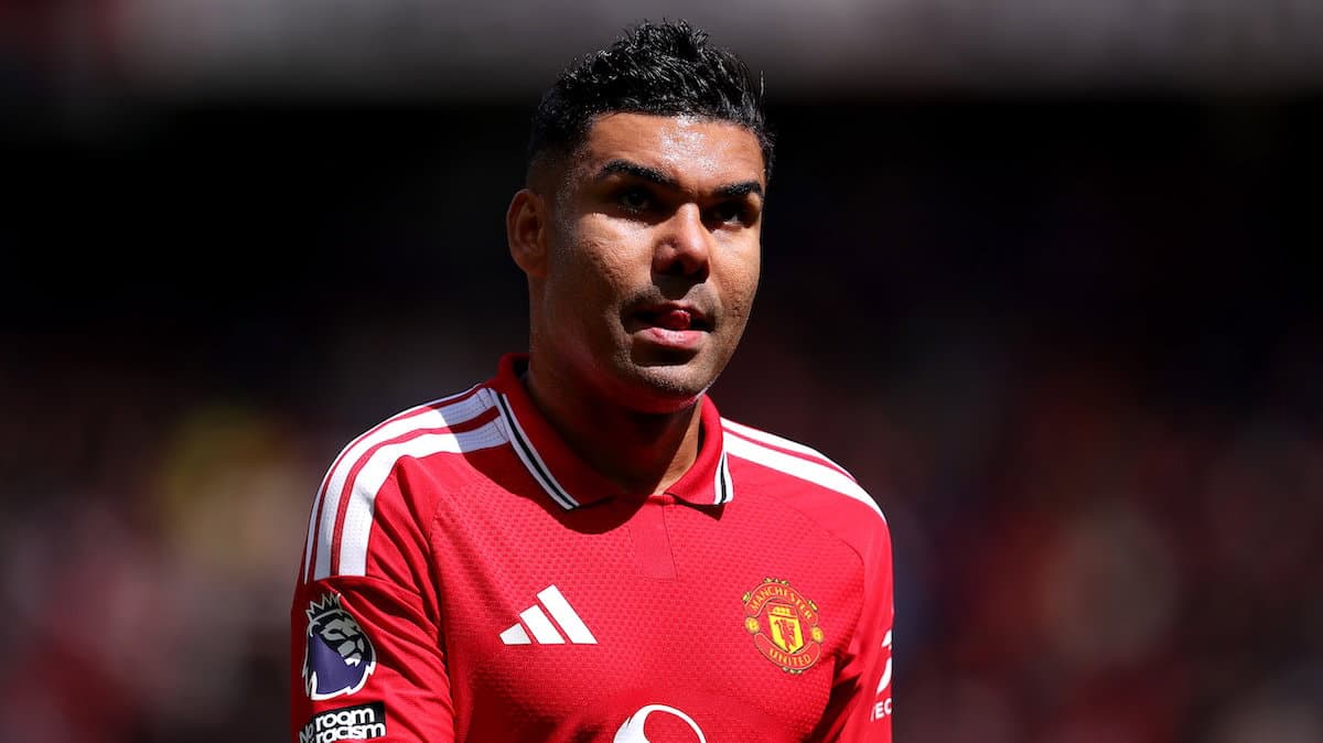 Player in Manchester United kit on the field