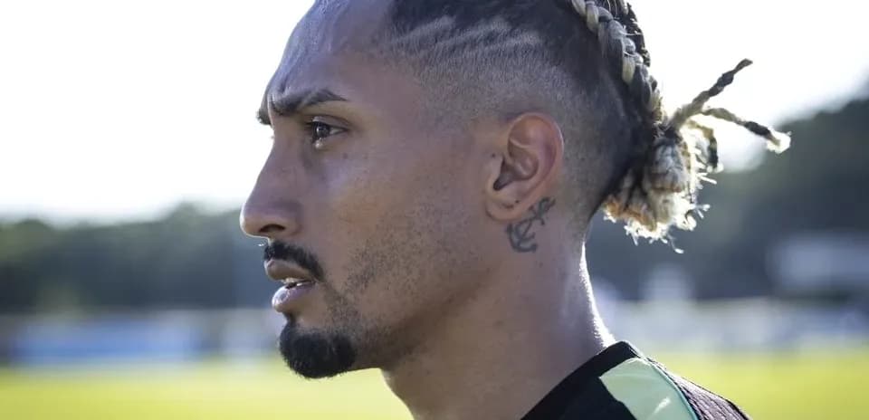 Player with braided hairstyle during training session