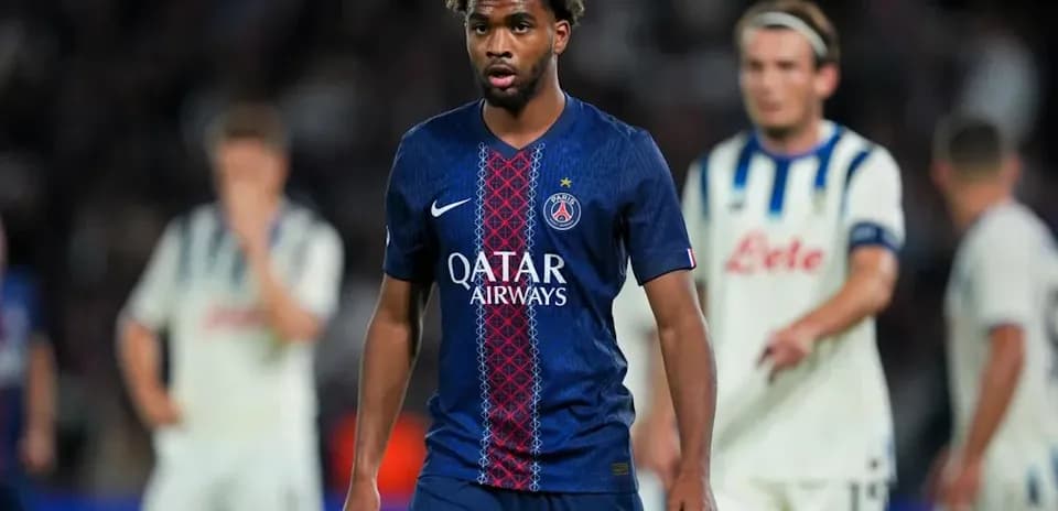 PSG player walking during match against Napoli