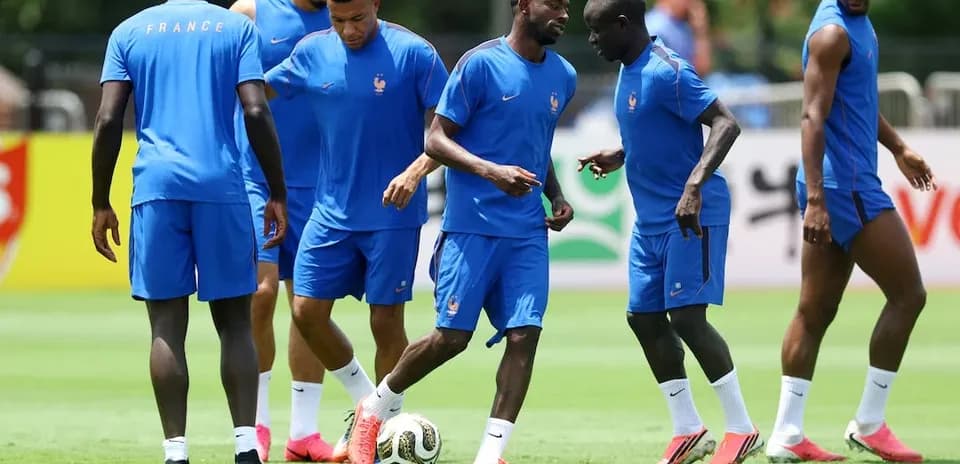 France team training before World Cup match