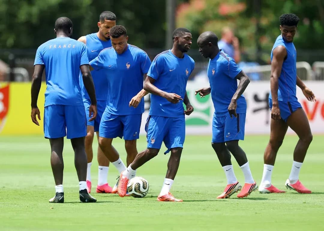 France team training before World Cup match