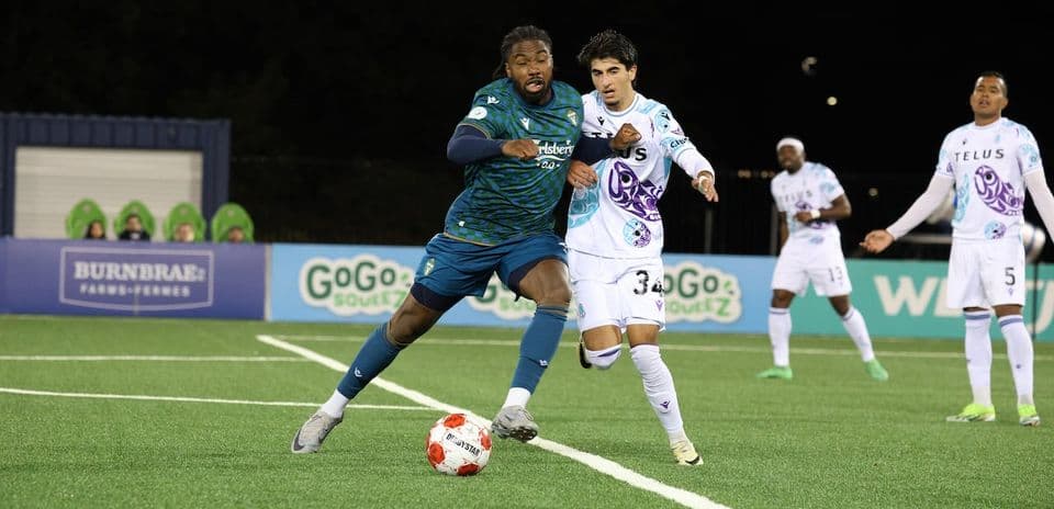 HFX Wanderers FC player dribbling against York United
