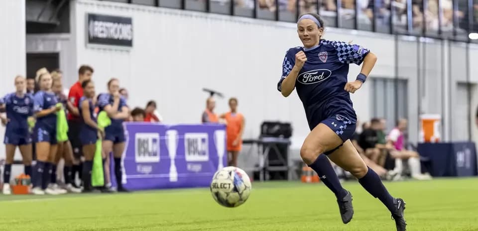 Player running with the ball during match