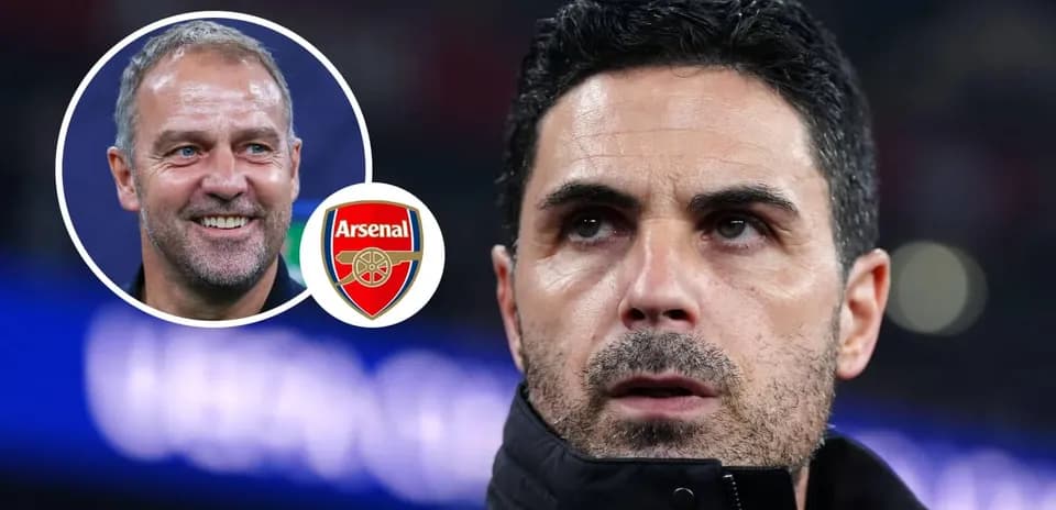 Arsenal manager Mikel Arteta focused during match