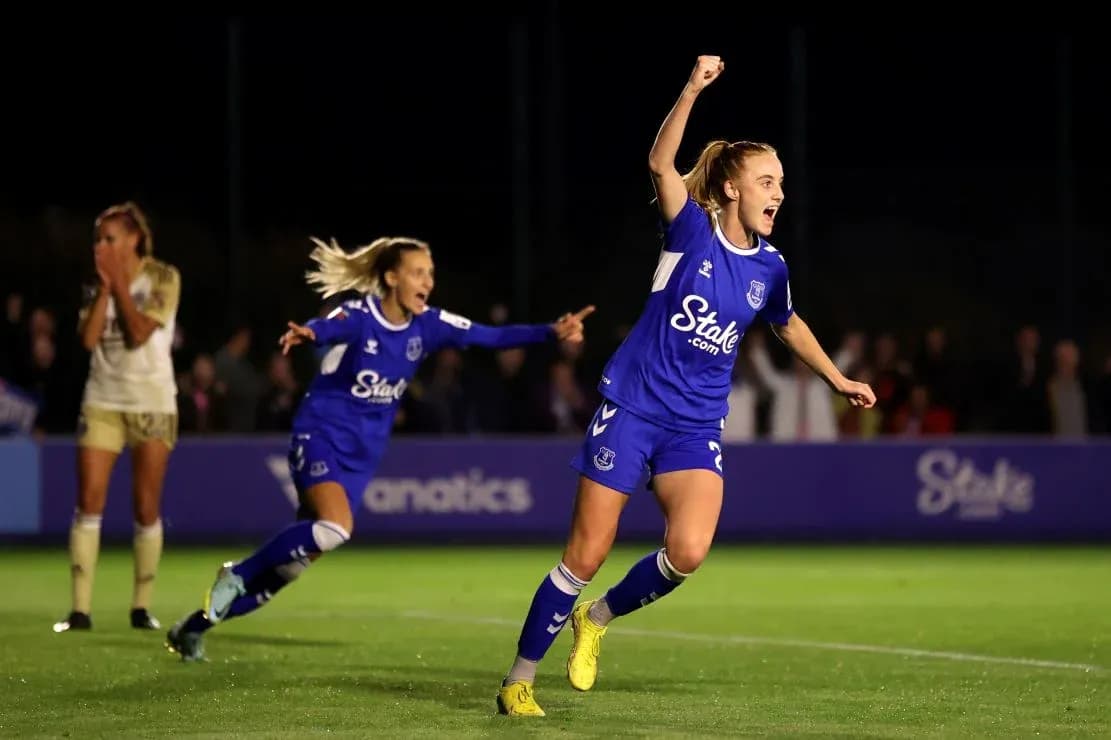 Everton player celebrating a goal in match
