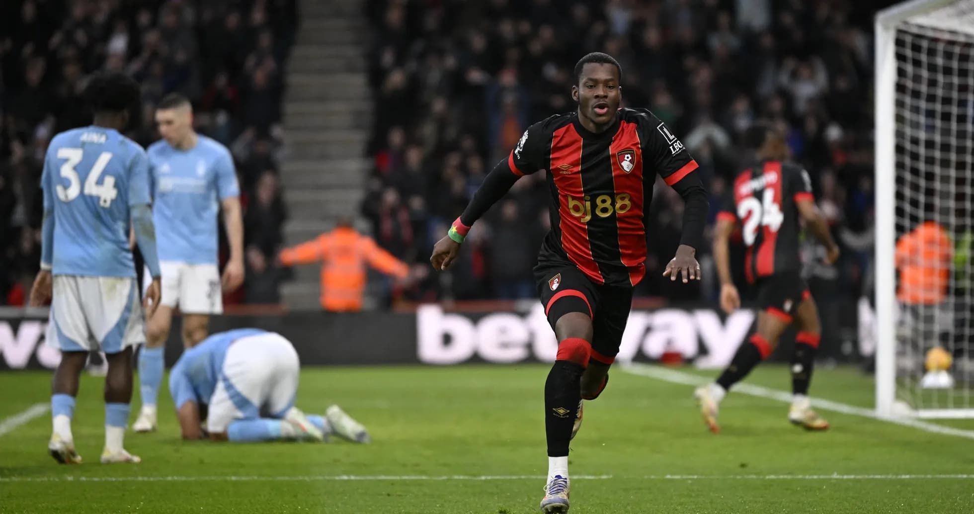 Bournemouth player celebrating a goal against Nottingham Forest