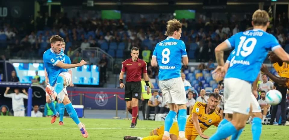 Napoli player taking a shot at goal