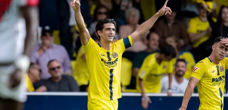 Villarreal player celebrating a goal