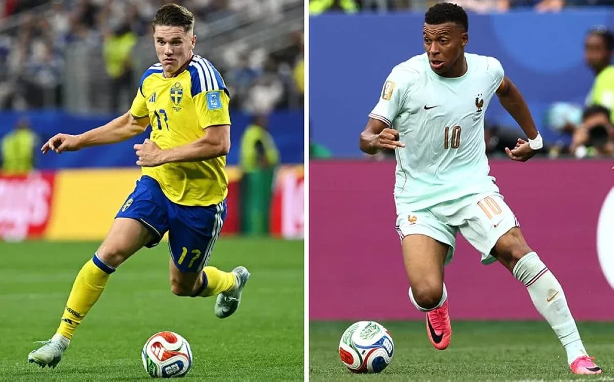 Sweden and France players in World Cup match