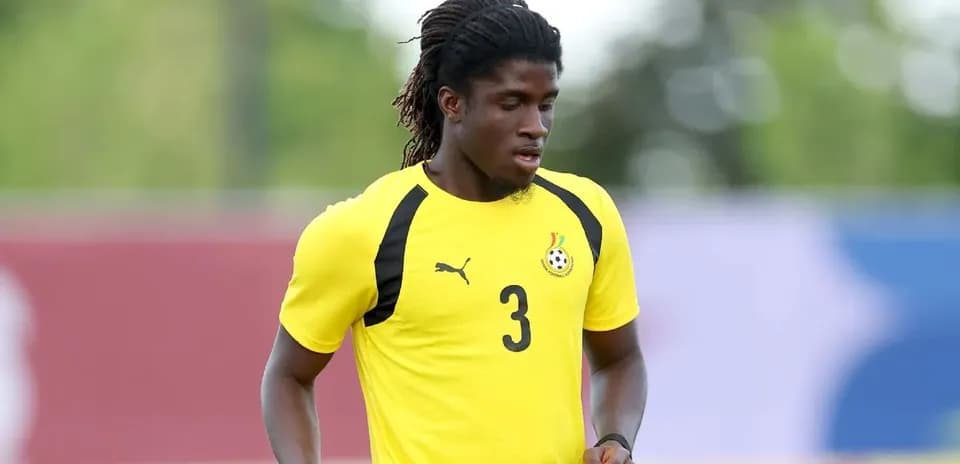 Player in yellow jersey training on the field
