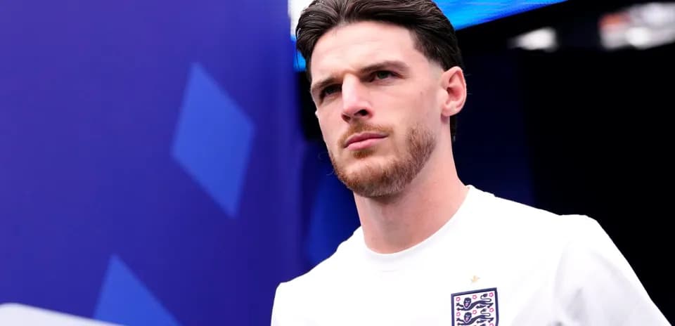 Player preparing for England vs Congo DR match