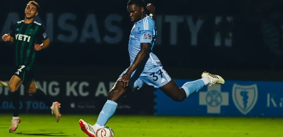 Player kicking the ball during Minnesota United II match