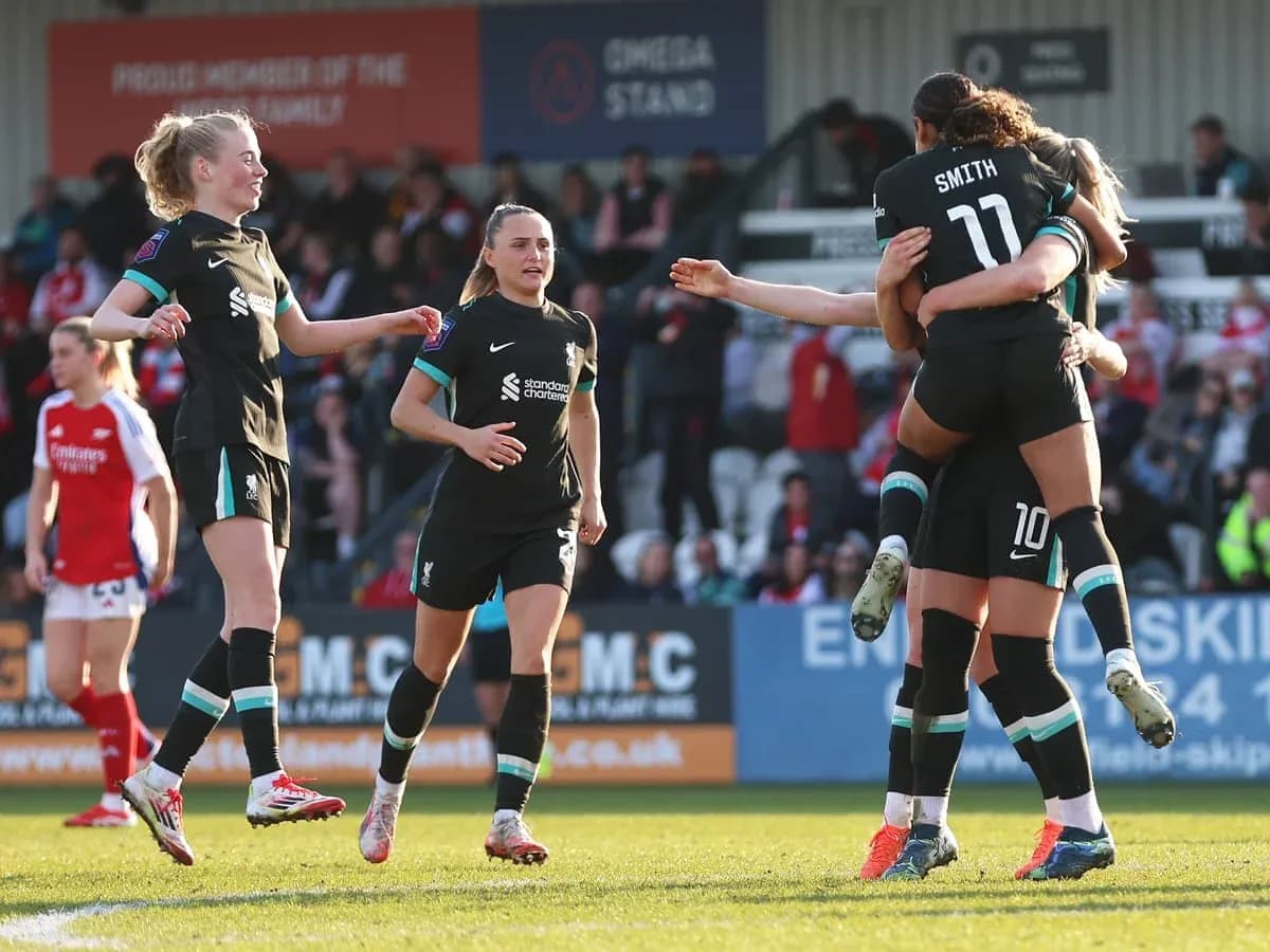 Liverpool Women celebrating a goal against Arsenal Women
